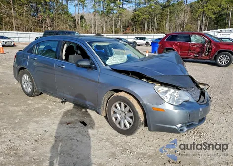 2010 Chrysler Sebring Touring из США, поврежденный, VIN 1C3CC4FB7AN211144